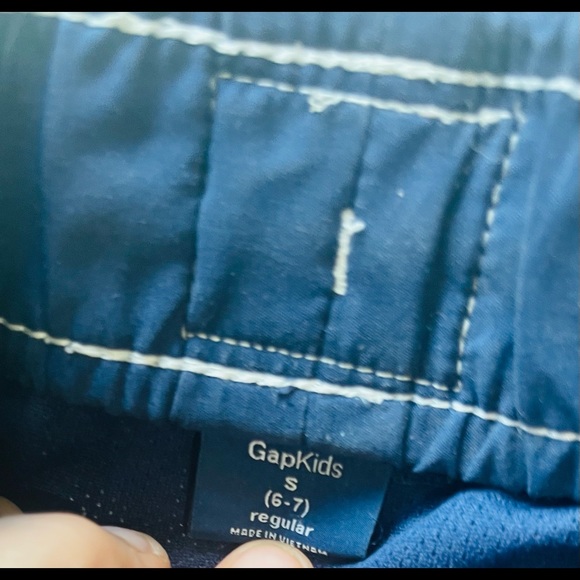 Boys Gap Bathing suit or shorts. Hawaiian print size. Size small 6-7 - Picture 2 of 3